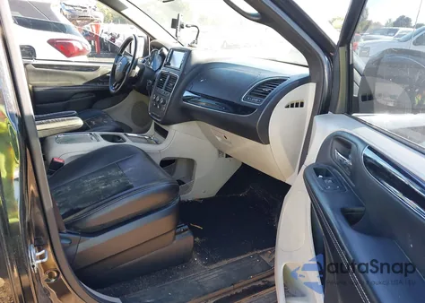 2017 Dodge Grand Caravan Sxt z USA, uszkodzony, nr VIN 2C4RDGCG6HR645363